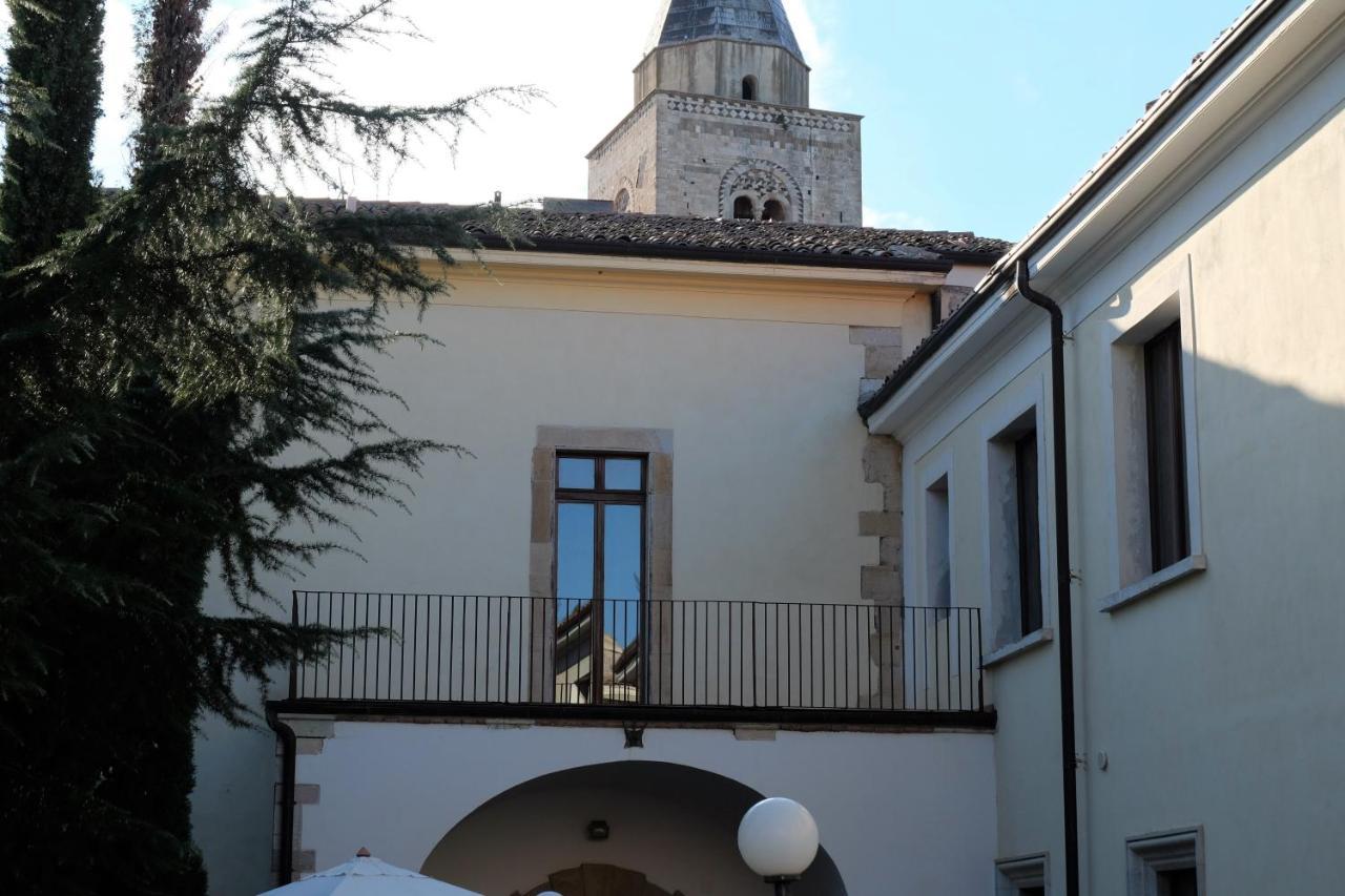 Hostel Il Tetto Melfi Exterior photo