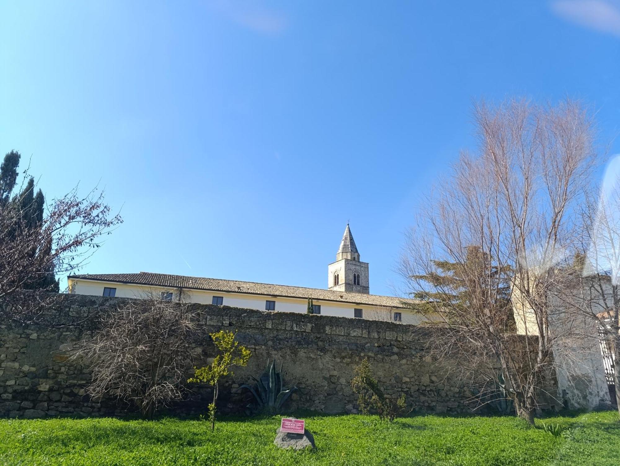 Hostel Il Tetto Melfi Exterior photo